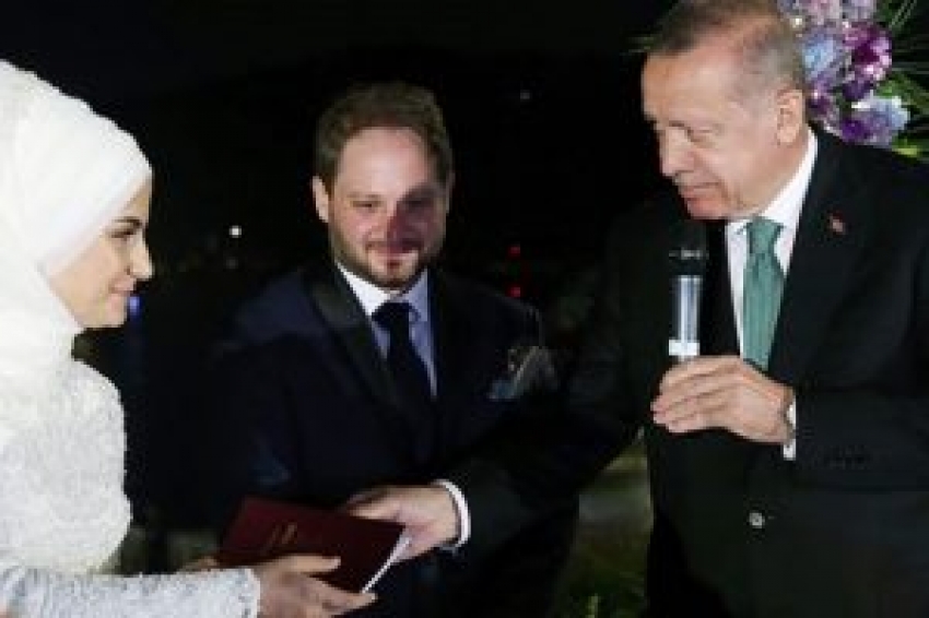 Cumhurbaşkanı Erdoğan nikah şahidi oldu