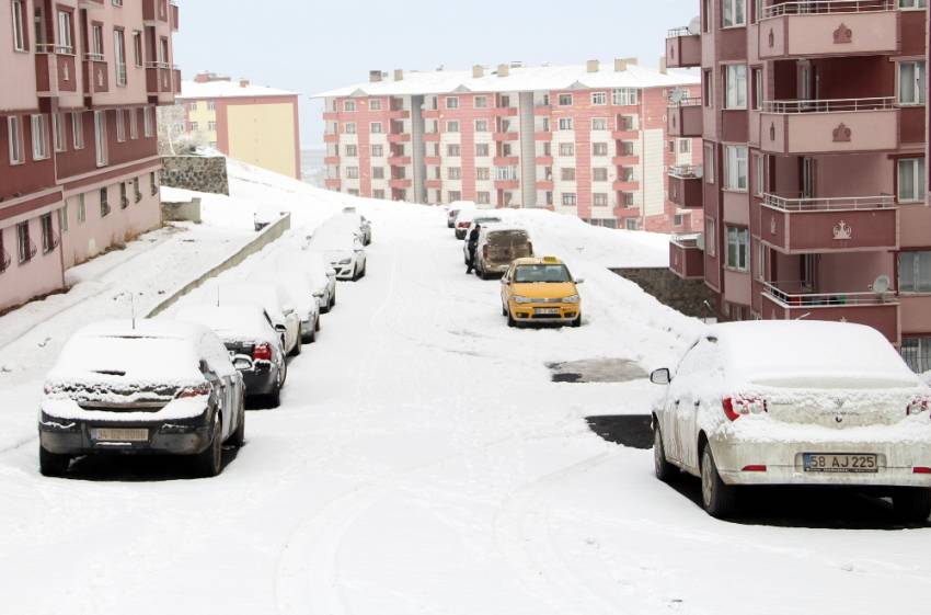 Erzurum’a mart karı