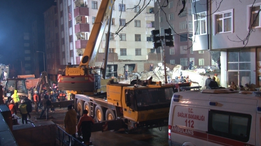 Kartal’da çöken binaya ilişkin bilirkişi raporu tamamlandı