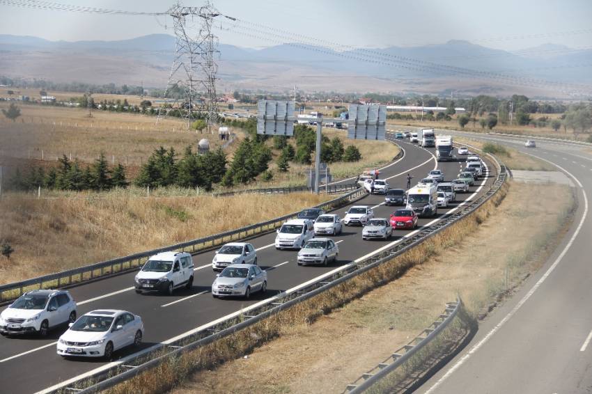 TEM Otoyolu bu tarihlerde kapalı kalacak