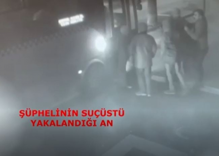 Otobüs duraklarında yankesicilik yapan şahıs suçüstü yakalandı