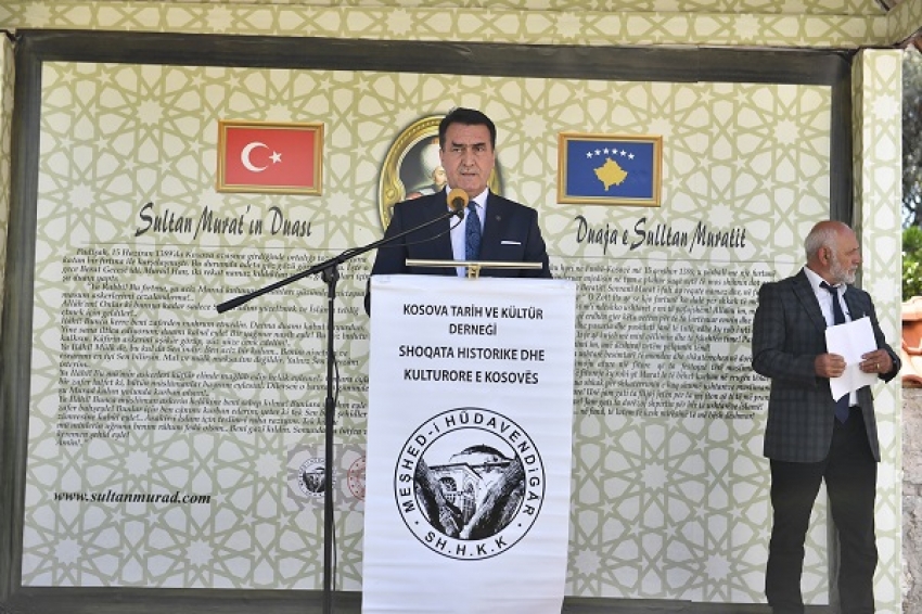 Sultan Murad, Kosova’da kabri başında anıldı