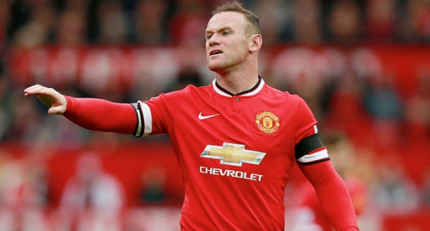 Manchester United'da Rooney şoku!