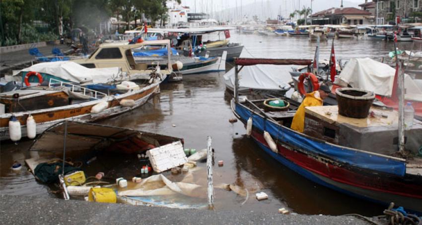 Marmaris sular altında