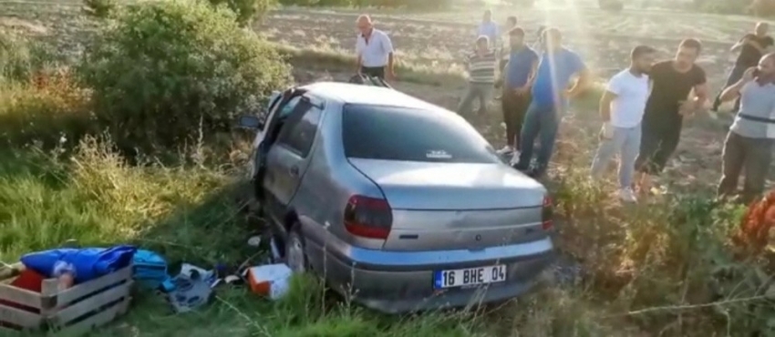 Bursa plakalı araç hurdaya döndü