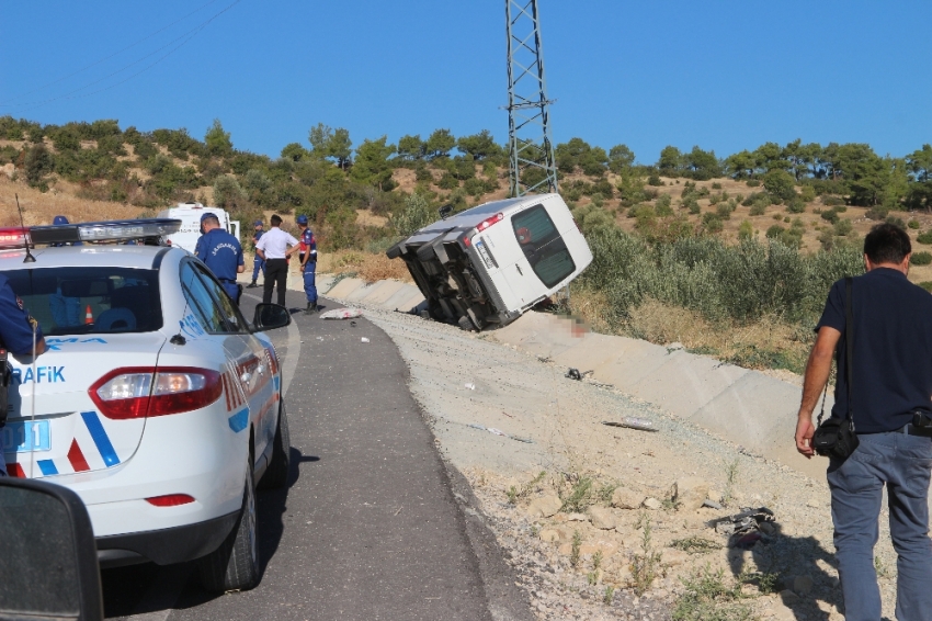 Cenaze dönüşü kaza: 1 ölü, 6 yaralı