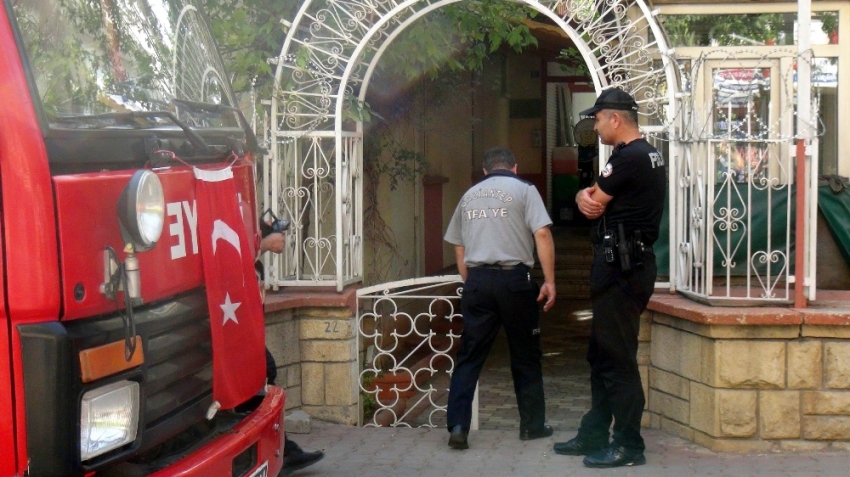 Polis karakolunda yangın