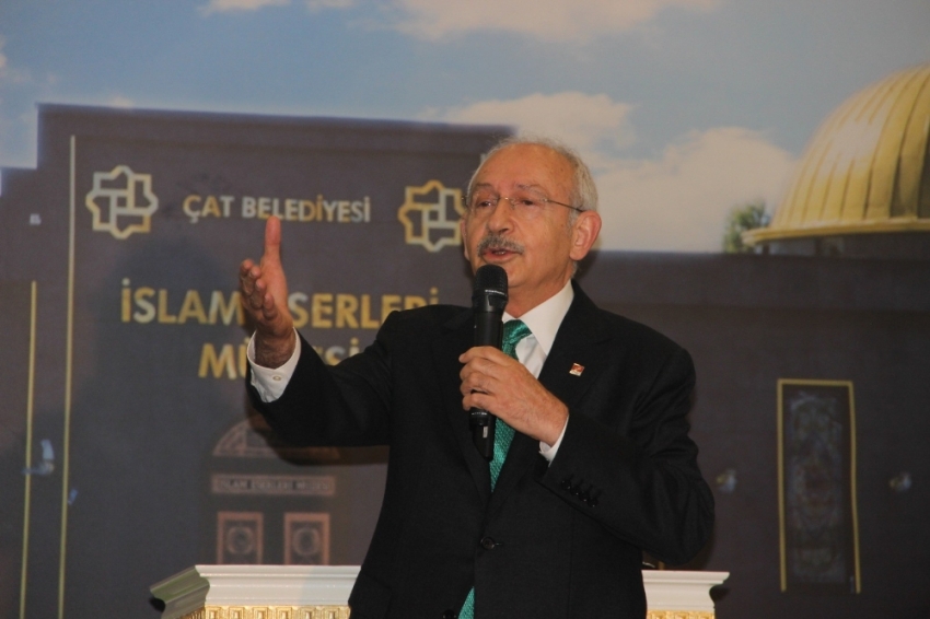 Kılıçdaroğlu, STK temsilcileri ve muhtarlarla buluştu