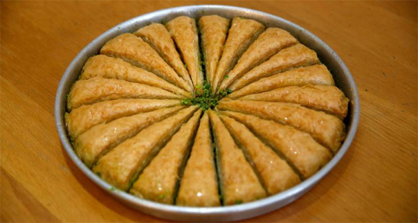 İngiliz kanalında Türk baklavası tanıtıldı