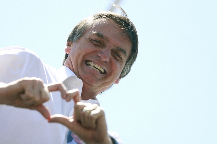 Brezilya’nın devlet başkan adayı Jair Bolsonaro bıçaklandı