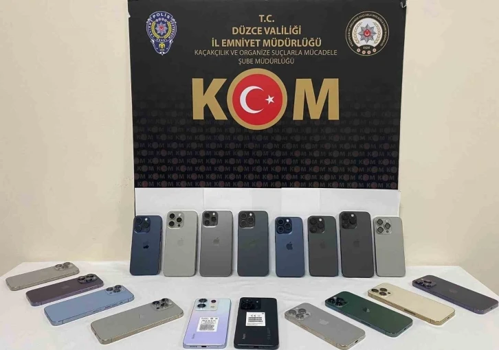 18 kaçak cep telefonu ele geçirildi
