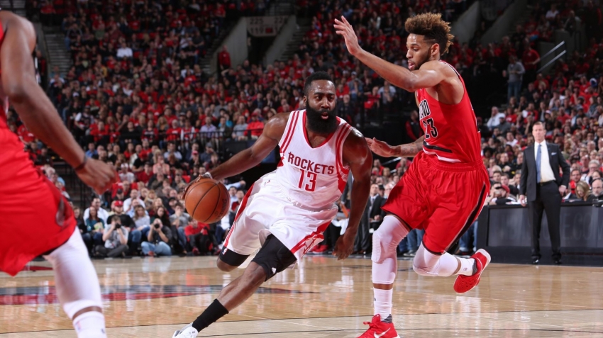 Rockets 21 sayı geriden döndü