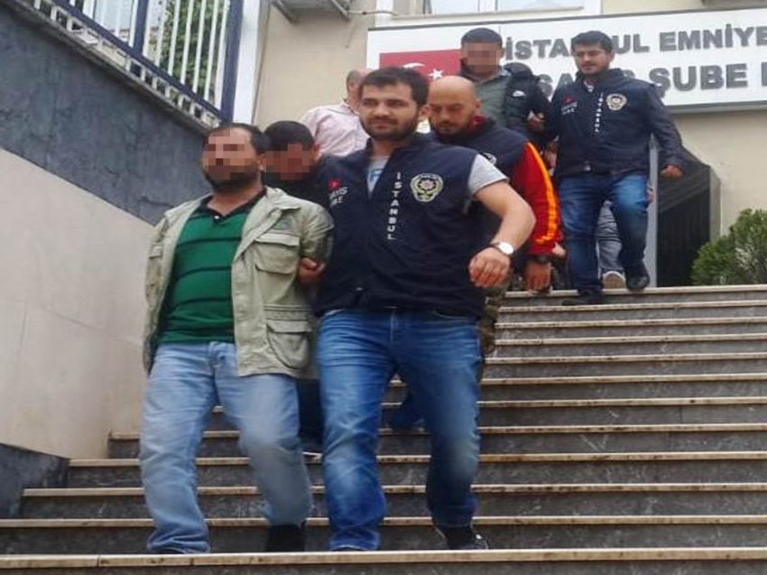 Kasa hırsızları önce kameraya, sonra polise yakalandı