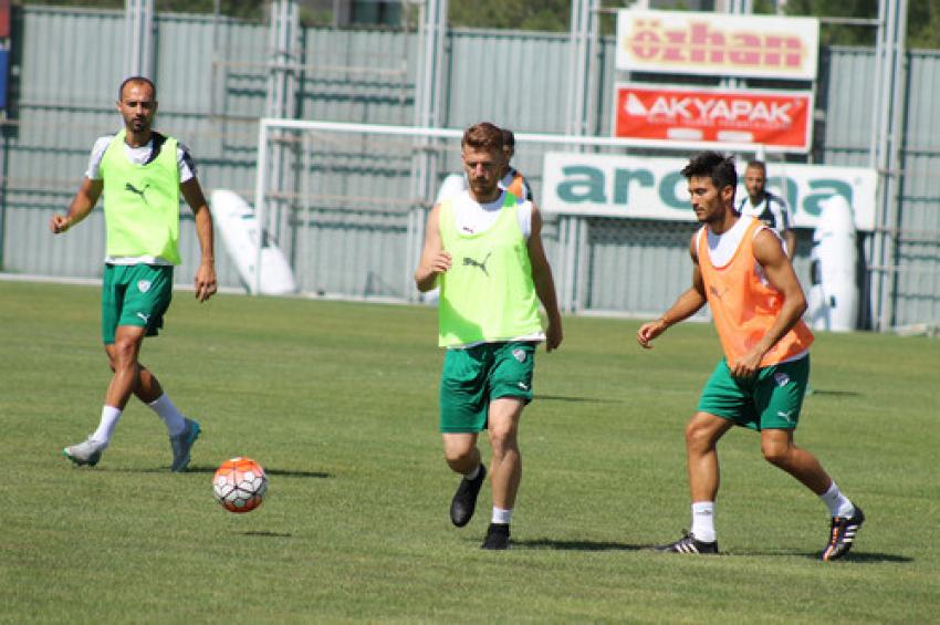 Bursasporlu futbolcular bayram tatiline çıktı