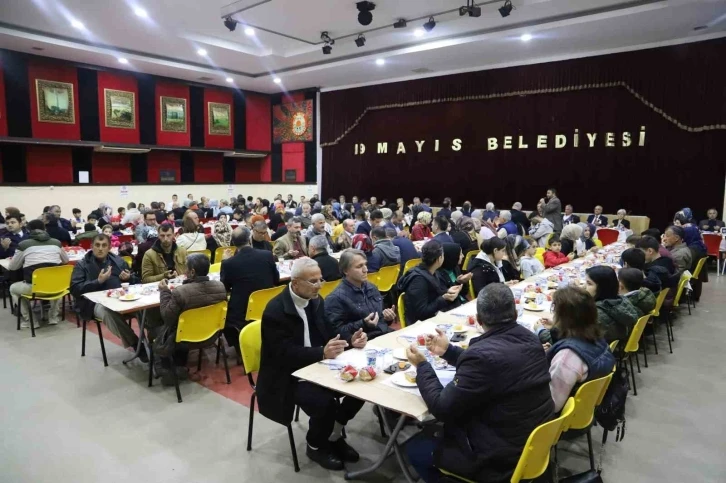 19 Mayıs’ta depremzede aileler iftarda buluştu
