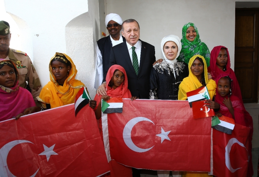 Cumhurbaşkanı Erdoğan, Port Sudan’ı ziyaret etti