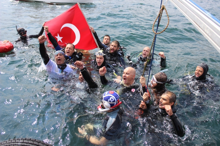 Deprem kurbanları için rekor