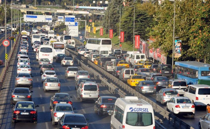 Trafikteki araç sayısı 21 milyon sınırında