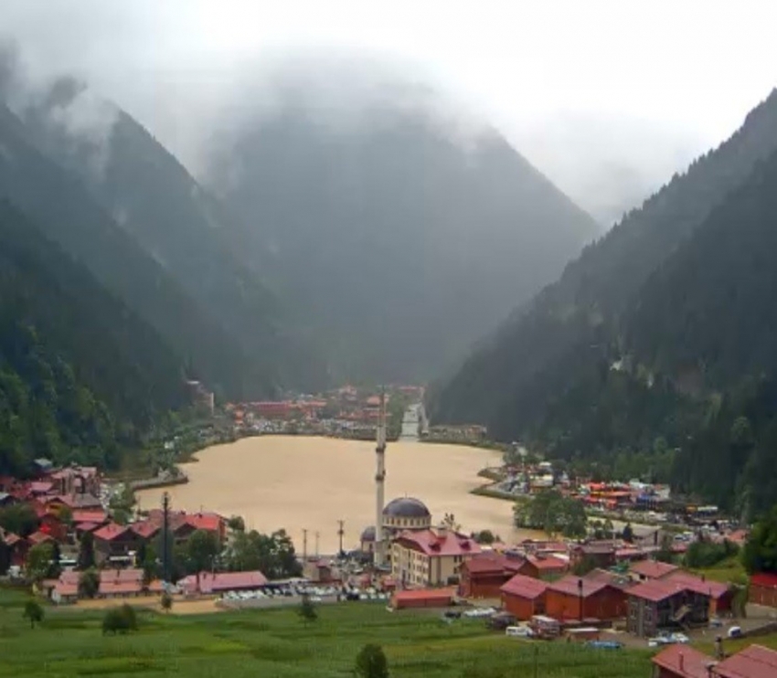 Uzungöl’ü görenler gözlerine inanamadı