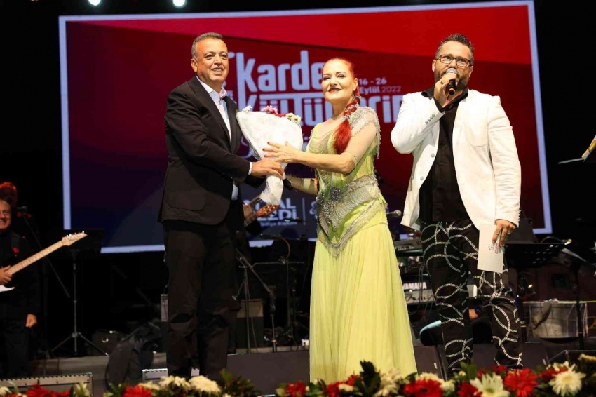 7. Kardeş Kültürlerin Festivali tüm coşkusuyla son buldu