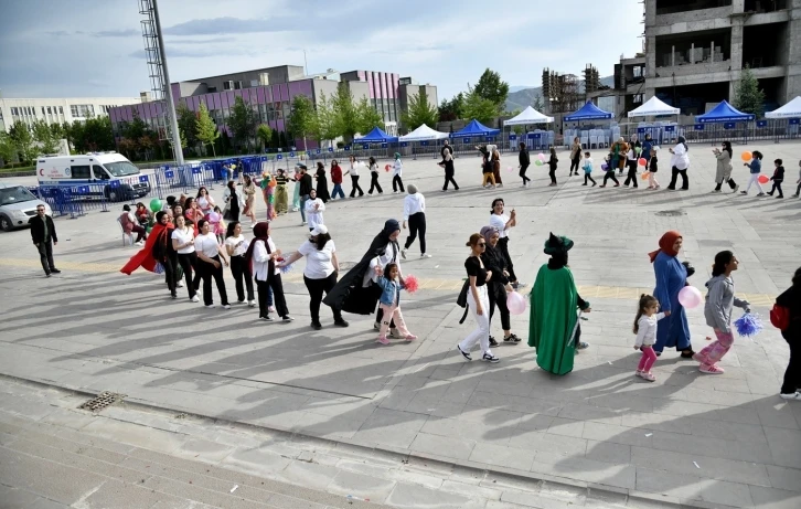 2. Bahar Çocuk Şenliği’nde çocuklar doyasıya eğlendi
