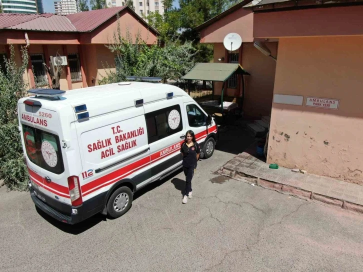 2 milyonluk şehrin tek kadın ambulans şoförü
