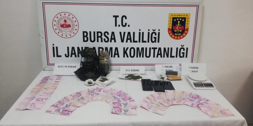 Bursa jandarmadan uyuşturucu operasyonu