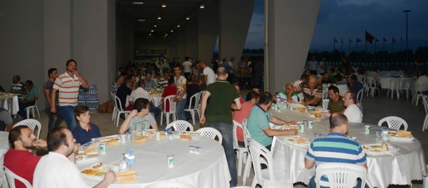 Teksas iftarı gerçekleştirildi