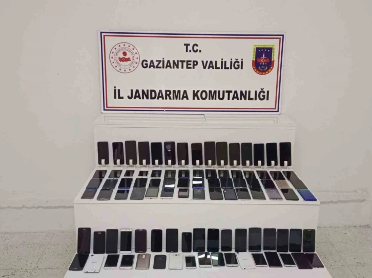 23 milyon liralık kaçakçılık vurgununa jandarma darbesi: 2 gözaltı
