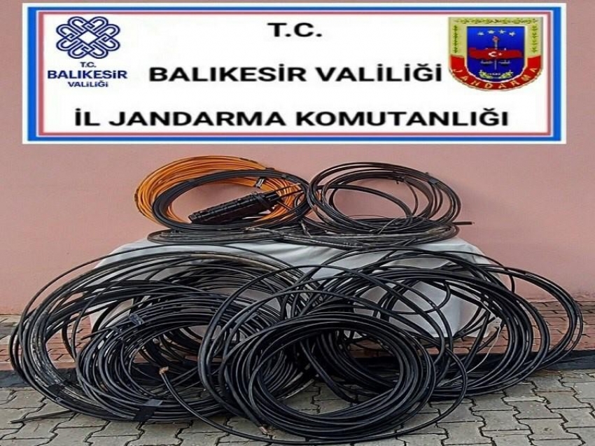 2 kablo hırsızı şüphelisi yakalandı