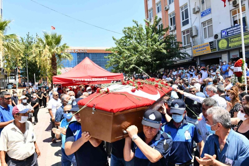 Eski başkan Solak’a hüzünlü veda