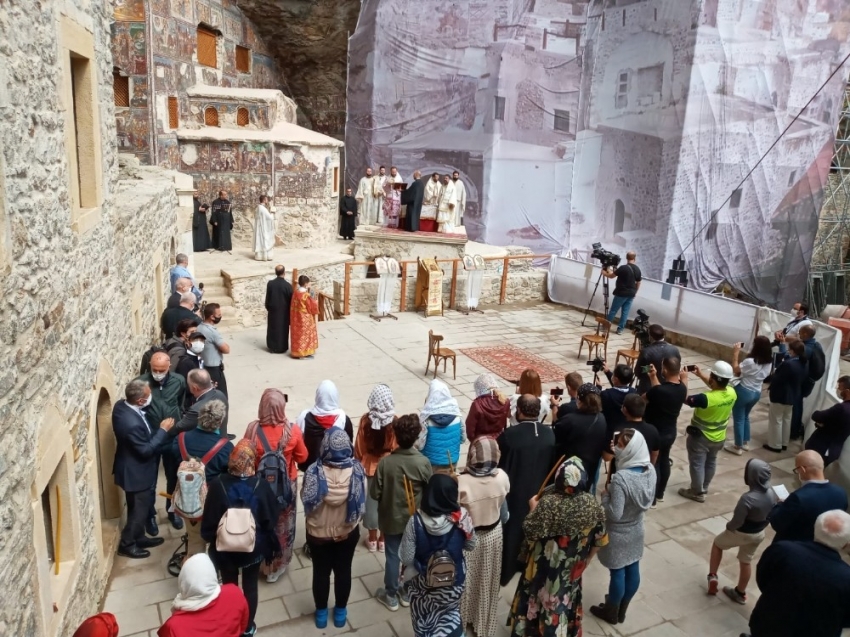 Sümela Manastırı’nda 5 yıl aradan sonra ilk ayin