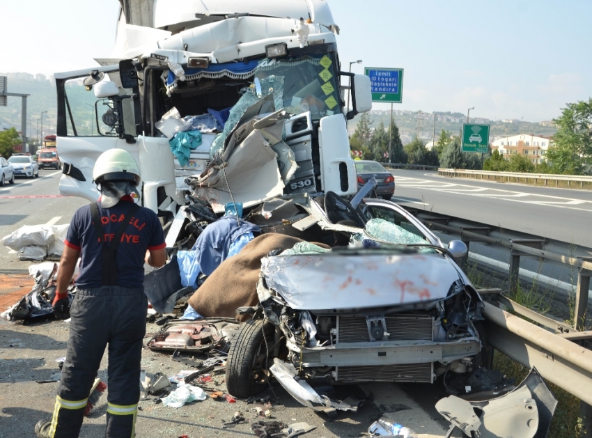 TIR’lar otomobili presledi...