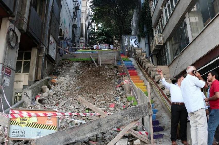 Gökkuşağı merdiveni yeniden yapılacak