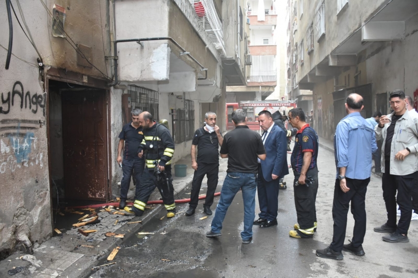 Başkan Beyoğlu ev sakinlerini yalnız bırakmadı