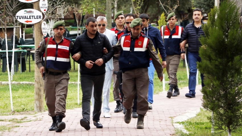 Suç makinelerine baskın: 13 gözaltı