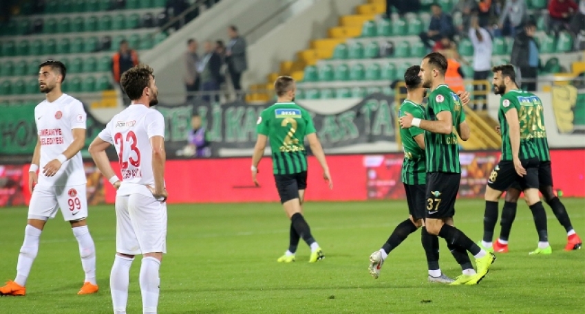 Kupada ilk finalist Akhisarspor