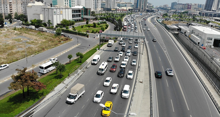 Oylarını kullanıp yollara düştüler