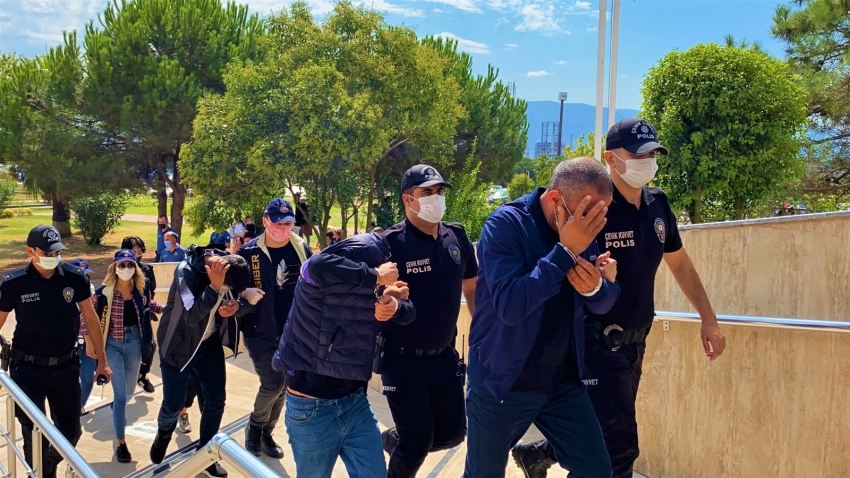 Dünya evine girmeyi hayal ederken cezaevine girdi