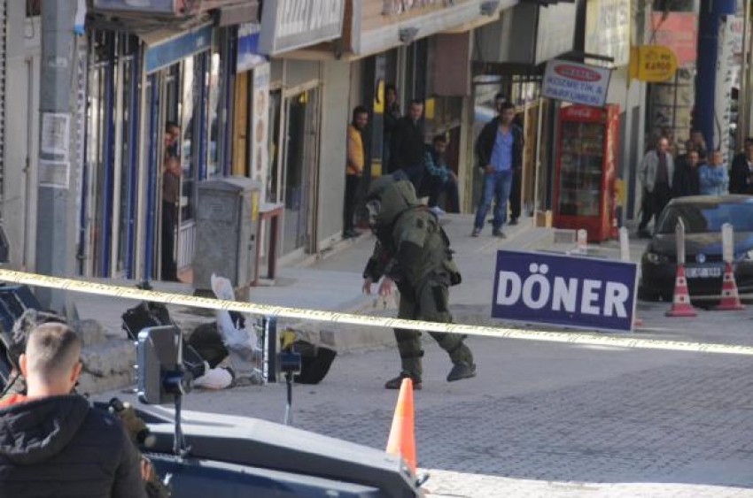 Hakkari'de şüpheli paket korkuttu