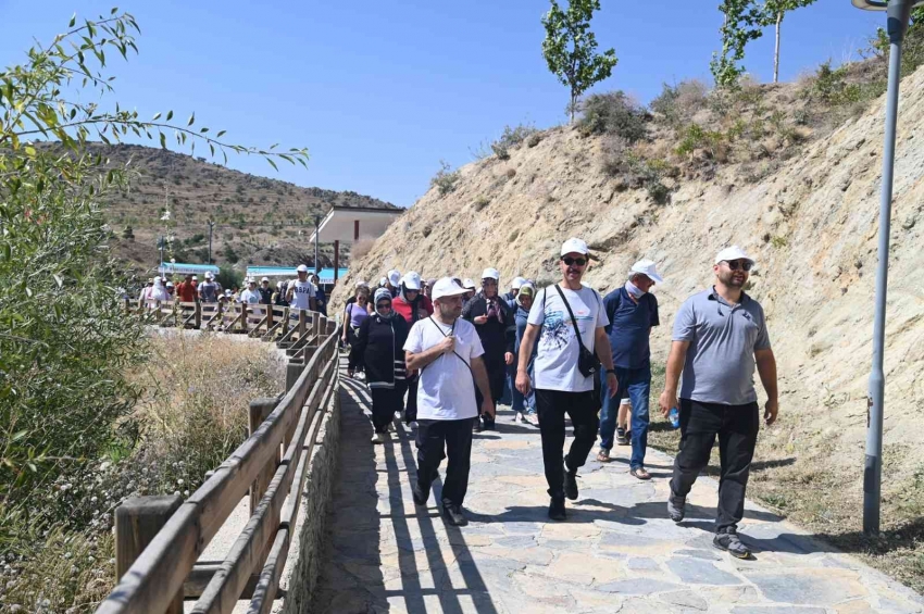 Obeziteye Veda Sağlığa Merhaba yürüyüşü