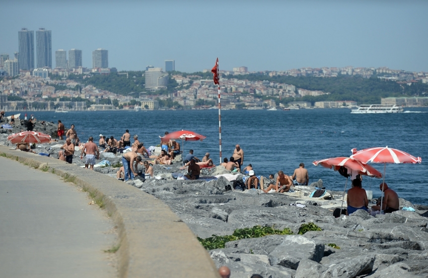 İstanbulluların kaya üstü Boğaz keyfi