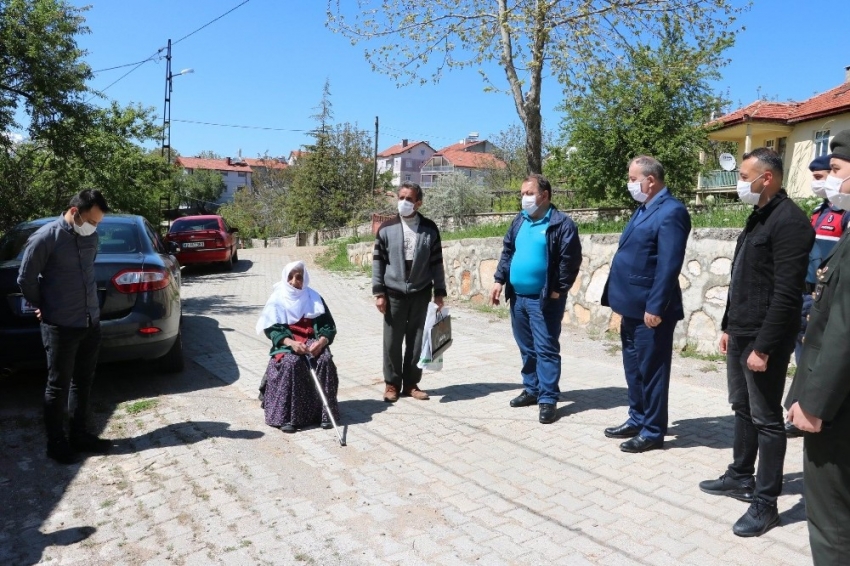 Beyşehir’de şehit anneleri ve asırlık çınlarlar unutulmadı