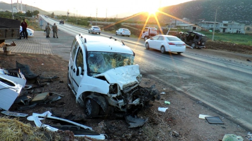 Gaziantep’te feci kaza: 1 ölü, 3 yaralı