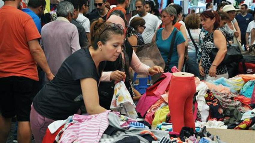 Komşudaki kriz Ayvalık'ı vurdu