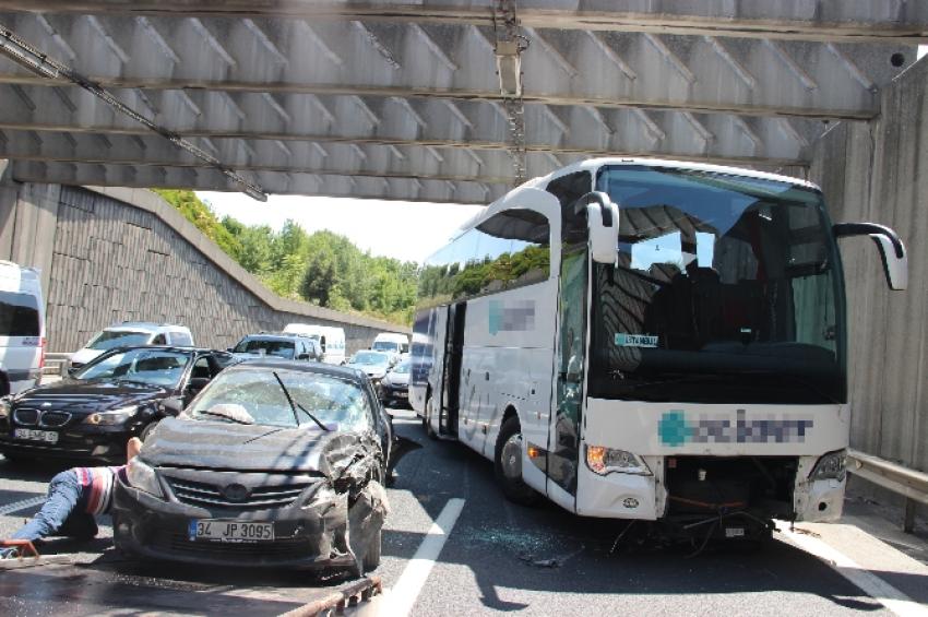 Trafiği felç eden zincirleme kaza