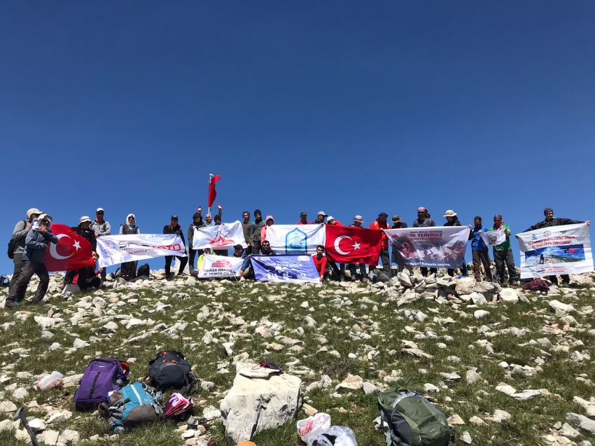 15 Temmuz şehitleri zirvede anıldı