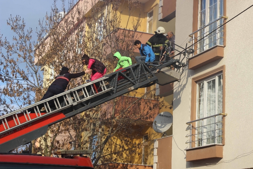 Yangında can pazarı yaşandı