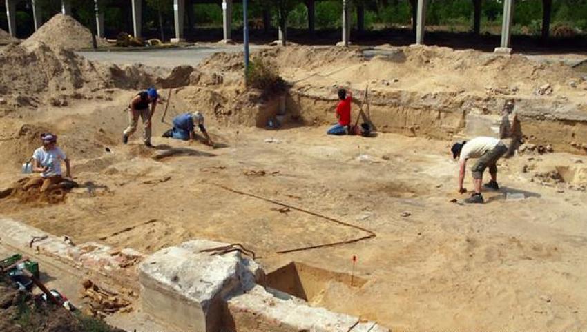 Almanya'da 100 yıllık caminin kalıntıları bulundu