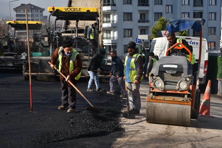 Bursa'da mevcut yollar konforlu hale geliyor